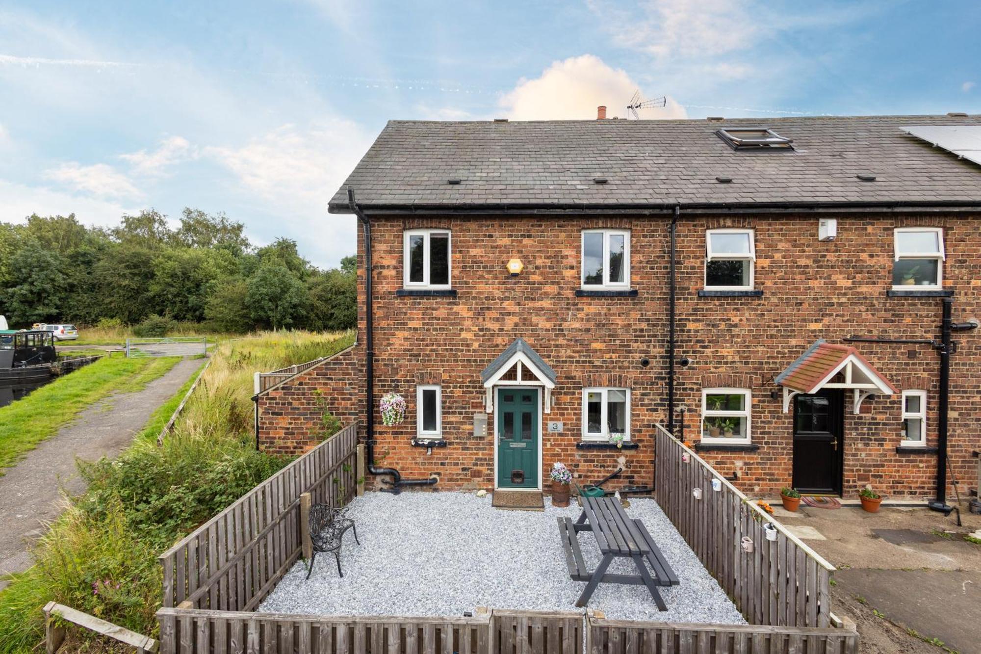 Canal Side Cottage Wakefield Stanley  Buitenkant foto