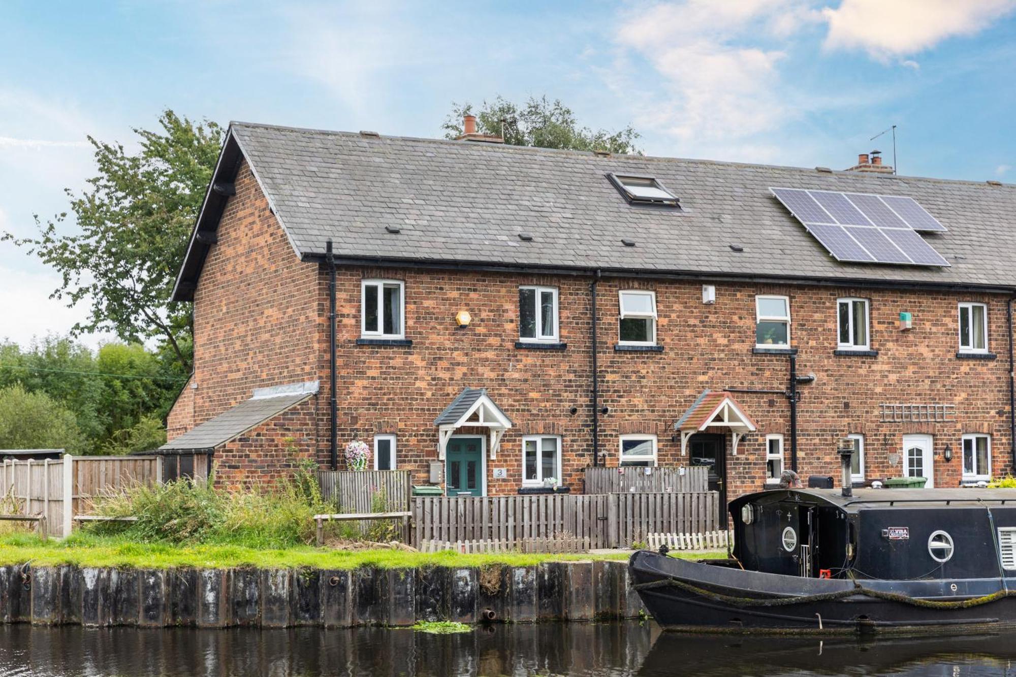 Canal Side Cottage Wakefield Stanley  Buitenkant foto